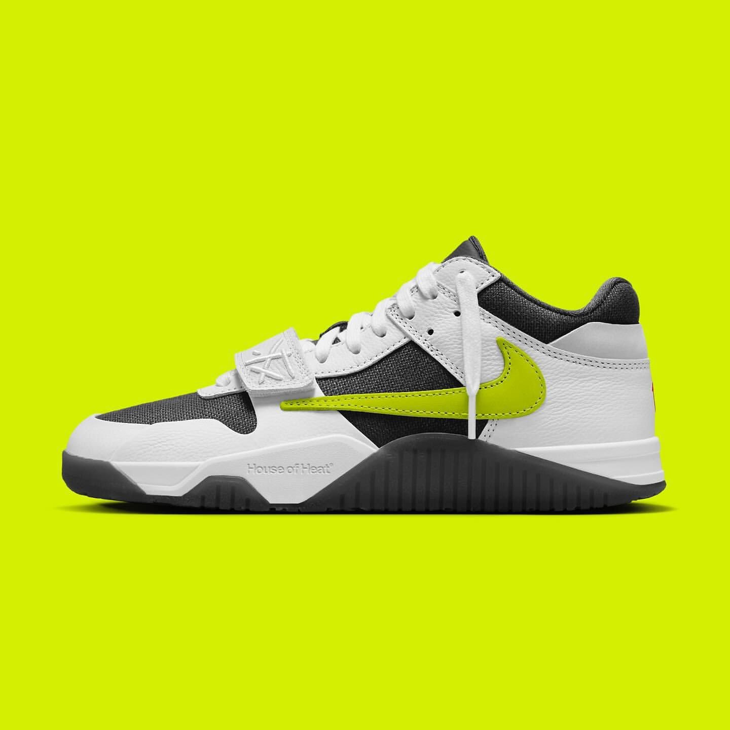 AIR JORDANS RETRO Travis Scott - Image 3